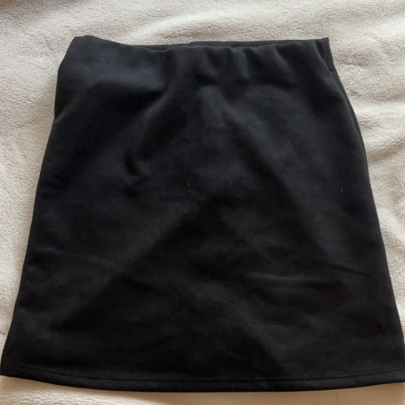 Mini Skirt, suede leather cowhide material - Picture 2 of 5